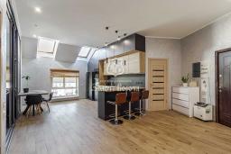 ������ 2-��������  �����, ������������, 1�