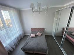  3-  ,  ., 135, 