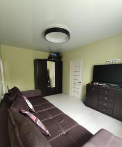  2-  ,  , 