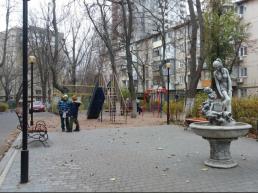  2-  ,   , 