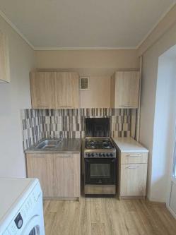 ������ 1-��������  ���, �����-�������� ��., 15, ����������