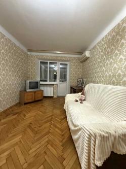  3-  ,  ., 8, 