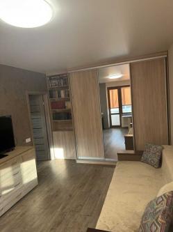  1-  ,  ., 27, 